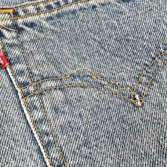 Levi's Vintage Y2K 550 Husky Denim Distressed Cutoff Shorts - Picture 9 of 11